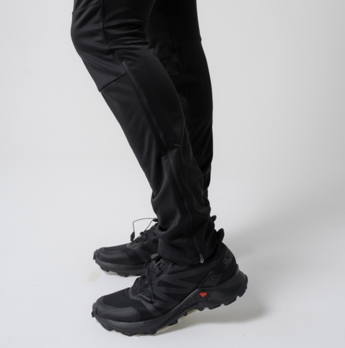 NSM307100 Брюки разминочные NordSki Base black